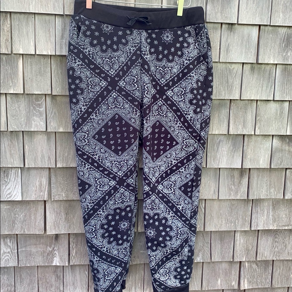 Black white bandana print sweat pants 2X True Rock